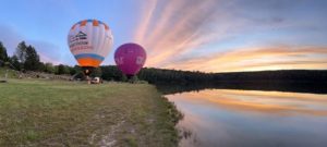 Eines der beiden Höhepunkte war das Ballonglühen am Samstagabend. (Foto: Landratsamt)