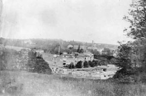 Blick vom Schlosspark auf die Baugrube des Lindenau-Museums, 1875, Archiv Lindenau-Museum Altenburg, (Foto: Unbekannt/Lindenau-Museum)