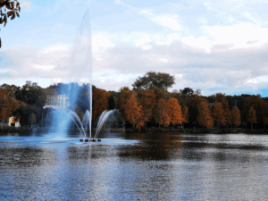 Fontäne auf dem Großen Teich in Altenburg (Foto: ABG-Info.de)